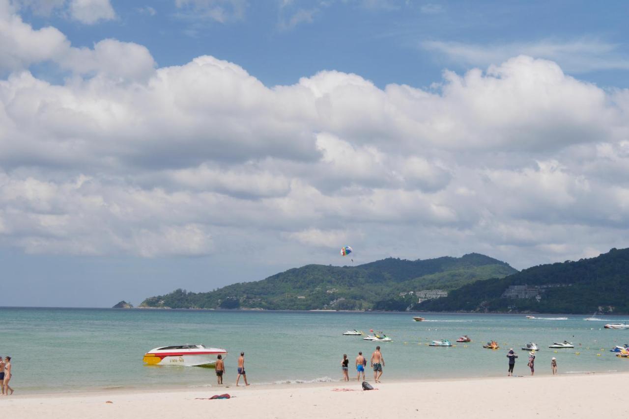 Menulis Coolly House Patong Bed and Breakfast Εξωτερικό φωτογραφία